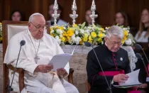 El Papa Francisco durante su encuentro con la comunidad católica de Luxemburgo.