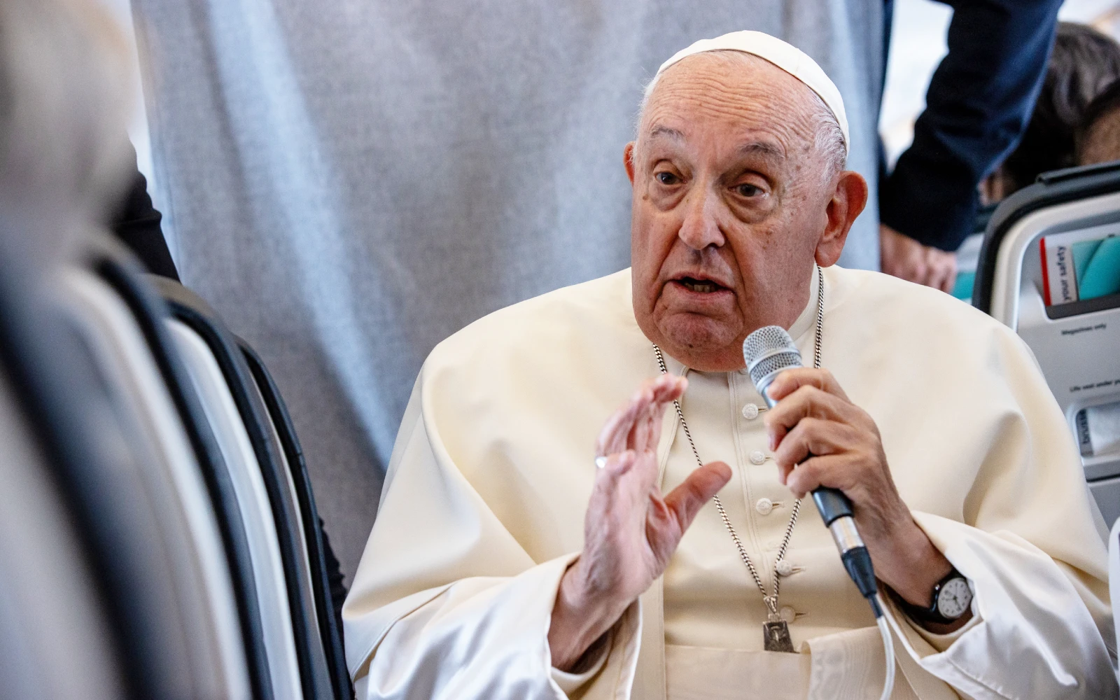 El Papa Francisco responde a las preguntas durante el vuelo de retorno a Roma, luego de visitar Luxemburgo y Bélgica.?w=200&h=150