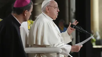 El Papa Francisco dirige su discurso a obispos, seminaristas, diáconos y consagrados de Bélgica