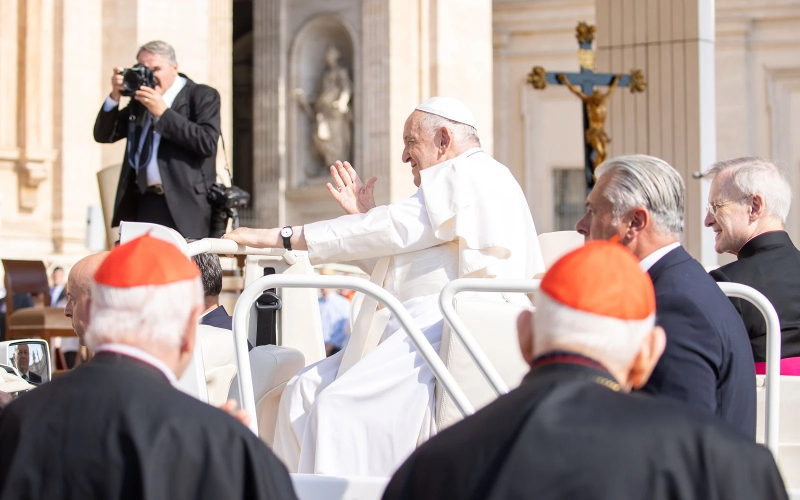 El Papa Francisco llega a la Plaza de San Pedro este 29 de mayo?w=200&h=150