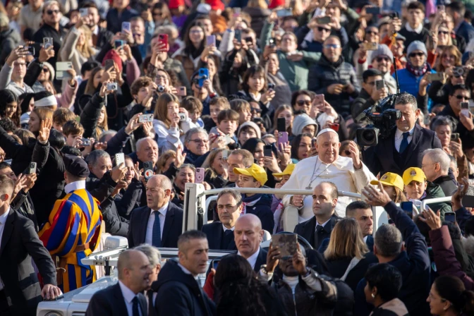 El Papa Francisco en la Audiencia General de este 27 de noviembre