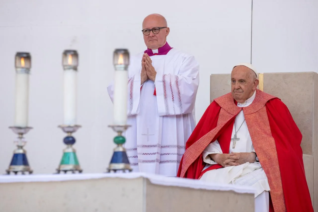 El Papa Francisco celebra la Misa de Víspera de Pentecostés en Verona.?w=200&h=150