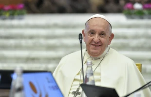 El Papa Francisco durante la primera semana del Sínodo sobre la Sinodalidad en el Vaticano. Crédito: Vatican Media