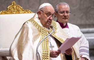 Papa Francisco en la celebración de las Vísperas y Te Deum de acción de gracias de fin de año 2024. Crédito: Daniel Ibáñez / EWTN News