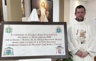 El P. Francisco José Sevilla, párroco de la iglesia de San Juan Pablo II en Albacete (España). Crédito: Parroquia San Juan Pablo II 
