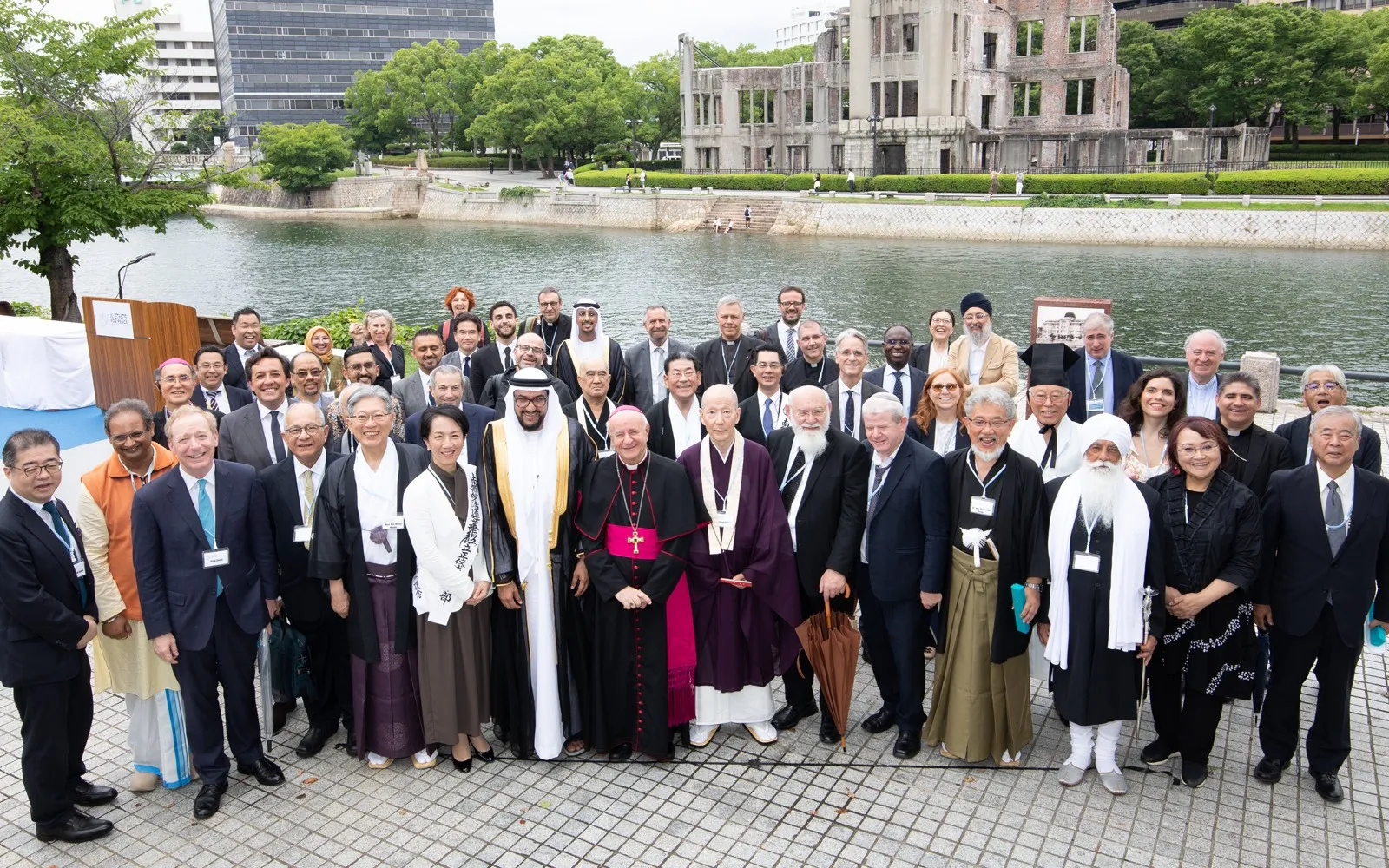 Líderes religiosos participan en el evento "Ética de la IA para la Paz” en Hiroshima?w=200&h=150