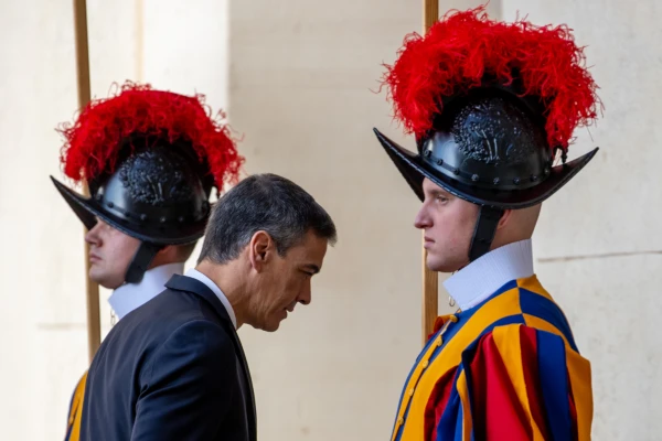 Pedro Sánchez, upon his arrival at the Vatican on October 11, 2024 to meet with Pope Francis. Credit: Daniel Ibáñez / EWTN News.