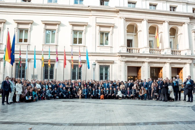 Participantes en la VI Cumbre Transatlántica de la Political Network for Values en Madrid.