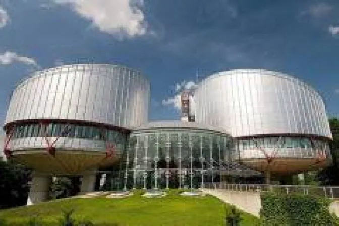 Tribunal Europeo avala discriminación laboral contra cristianos