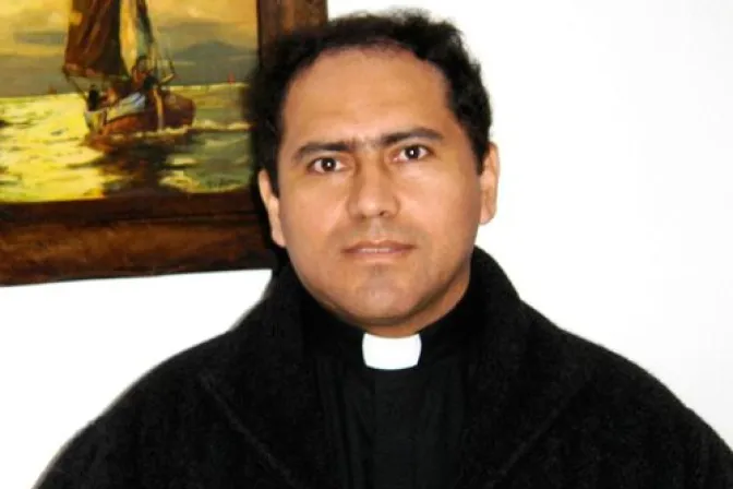 Juez ordena a ex Obispo castrense en Perú reconocer hija de joven