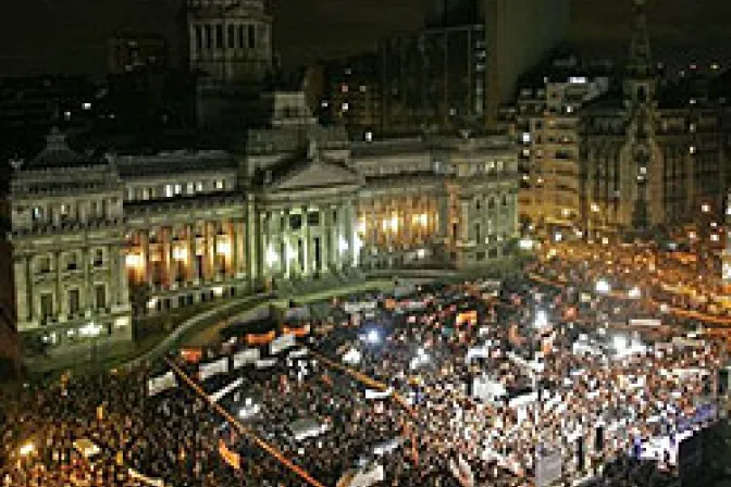 200 mil argentinos defendieron matrimonio y familia frente al Congreso