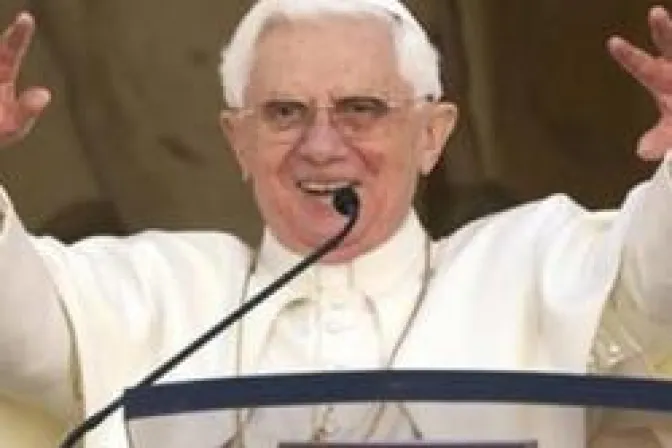 Benedicto XVI será "el Papa de la esperanza" para jóvenes en JMJ Madrid 2011