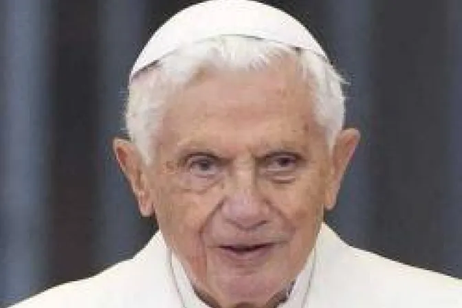 Benedicto XVI completó visitas "ad limina" con todos los obispos del mundo