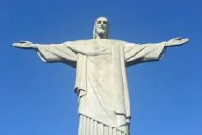 Benedicto XVI sobrevolará Cristo Redentor durante JMJ Río 2013