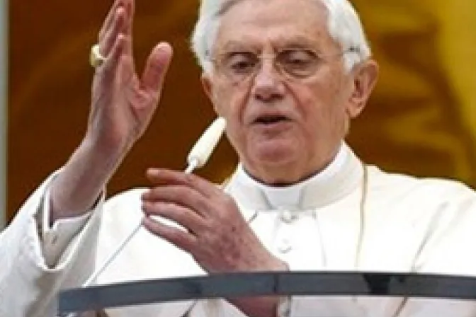 Benedicto XVI reza por víctimas de inundaciones en Francia y pide solidaridad