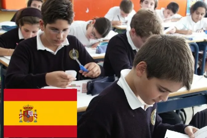 España: Obispos piden "igualdad académica" para asignatura de Religión