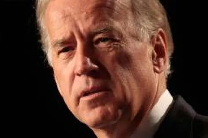 Obispos de EEUU critican declaraciones inexactas de Biden sobre mandato abortista