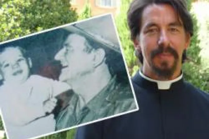 Nieto sacerdote de John Wayne revela conversión de mítico actor al catolicismo