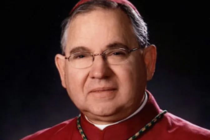 Arzobispo de Los Ángeles alienta a terminar con malos hábitos en Cuaresma
