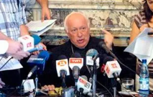 Mons. Ricardi Ezzati en la conferencia de prensa de hoy (foto iglesia.cl) 
