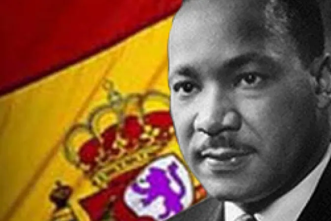 Jóvenes marchan contra el aborto en la Complutense con imagen de Luther King