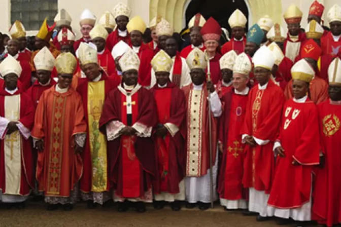 Violentar dignidad humana envenena la civilización, claman Obispos de Nigeria