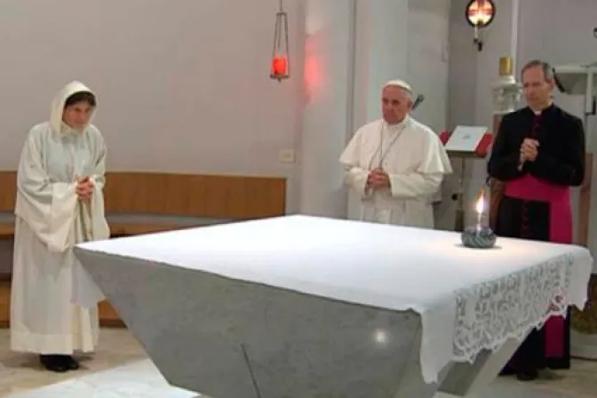 VIDEO: El Papa: Que los monasterios sean lámparas encendidas de esperanza