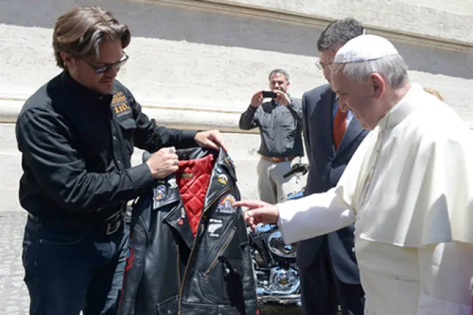 Mil motociclistas en Harley-Davidson visitarán al Papa Francisco