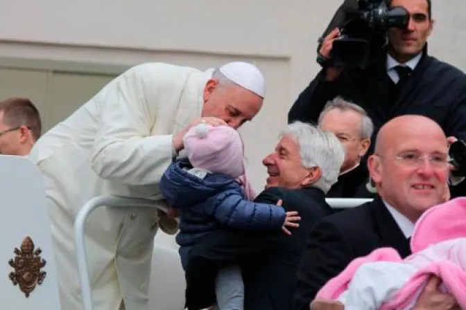 "Me quedé helado", dice Papa Francisco ante cifra de abortos en España