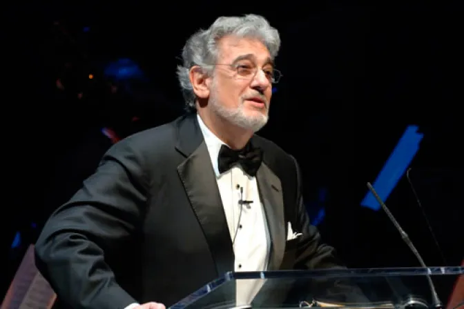 Tenor Plácido Domingo interpretará escritos del Beato Juan Pablo II en Polonia