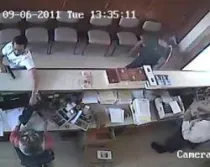Imagen de la cámara de video del lugar del robo (Arzobispado de Guadalajara)