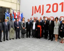 Cardenal Rouco con los representantes diplomaticos