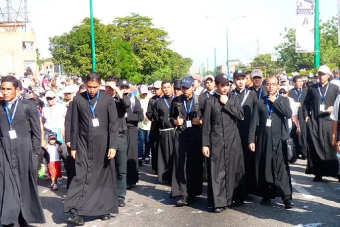 Se mantiene tendencia al alza en número de seminaristas españoles