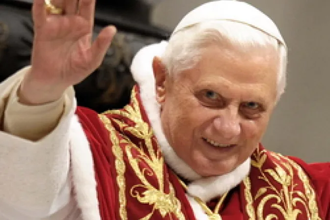 Mensaje de Navidad Urbi et Orbi del Santo Padre Benedicto XVI