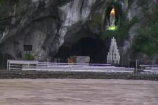 Cientos son evacuados del Santuario de Lourdes por inundaciones en Francia