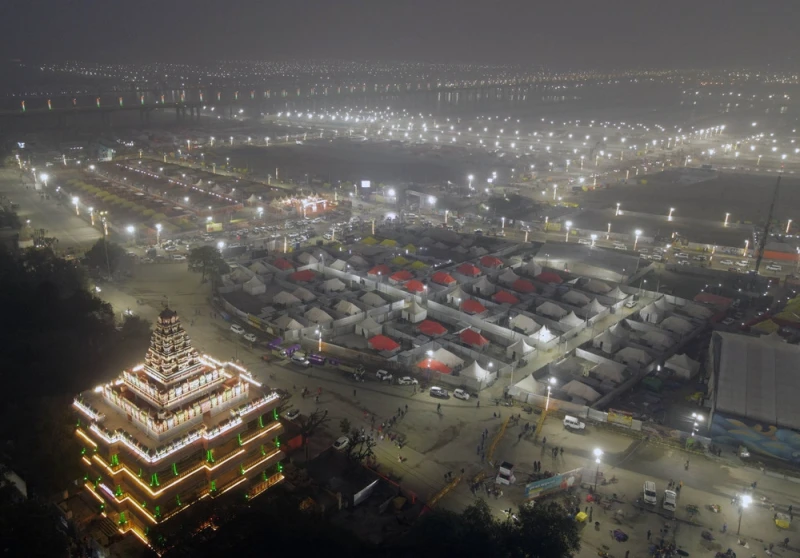 Obispos indios lamentan la muerte de 30 persona en una avalancha humana en el festival hindú de Kumbhmela