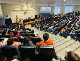 El Episcopado boliviano capacitó a más de 700 educadores en protección y cuidado de menores