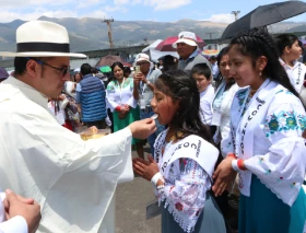 “Un día de fiesta”: 1.600 niños reciben a Jesús por primera vez en el inicio del Congreso Eucarístico Internacional