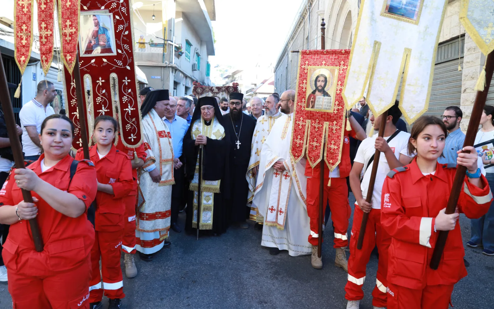 La procesión en Zahle (Líbano) en la Solemnidad del Corpus Christi, el 30 de mayo de 2024.?w=200&h=150