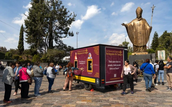 Exhibition of relics. Credit: Basilica of Guadalupe