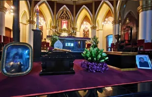 Ceremonia de traslado de los restos de los obispos a la Catedral Crédito: Página de Facebook/Diócesis de Oruro
