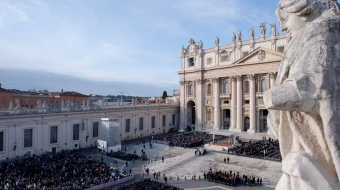 Imagen referencial de la Plaza de San Pedro del Vaticano