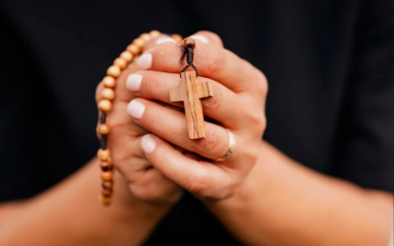 Iglesia en Colombia publica oración para pedir por la paz en zona afectada por combates entre guerrillas