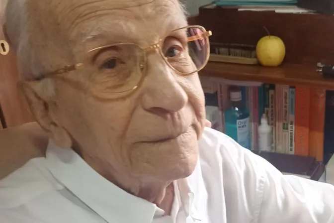 El . Pedro Fernández Vara, sacerdote español, cumplió 100 años el 1 de septiembre de 2023.