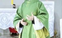 Foto referencial de sacerdote.