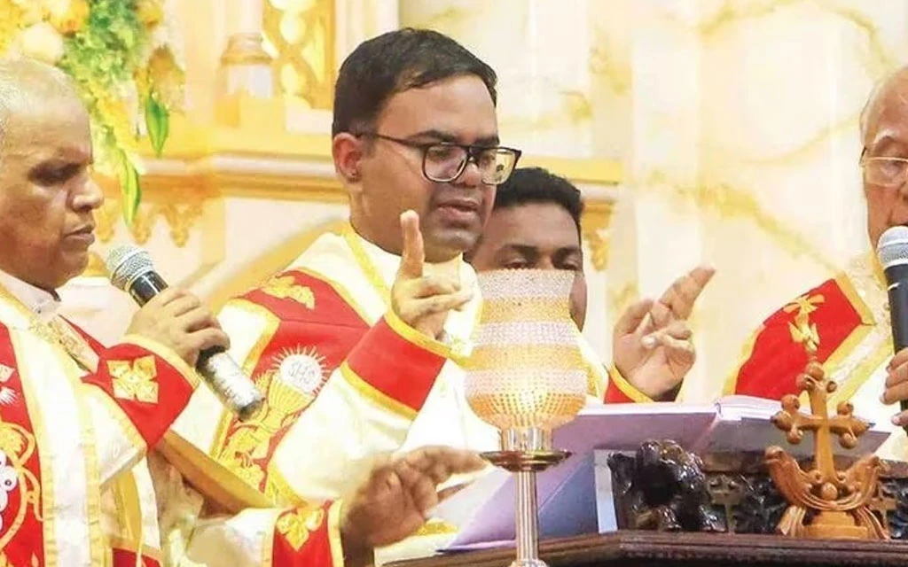 Se ordena el primer sacerdote sordomudo en la India, el P. Joseph Thermadom.?w=200&h=150