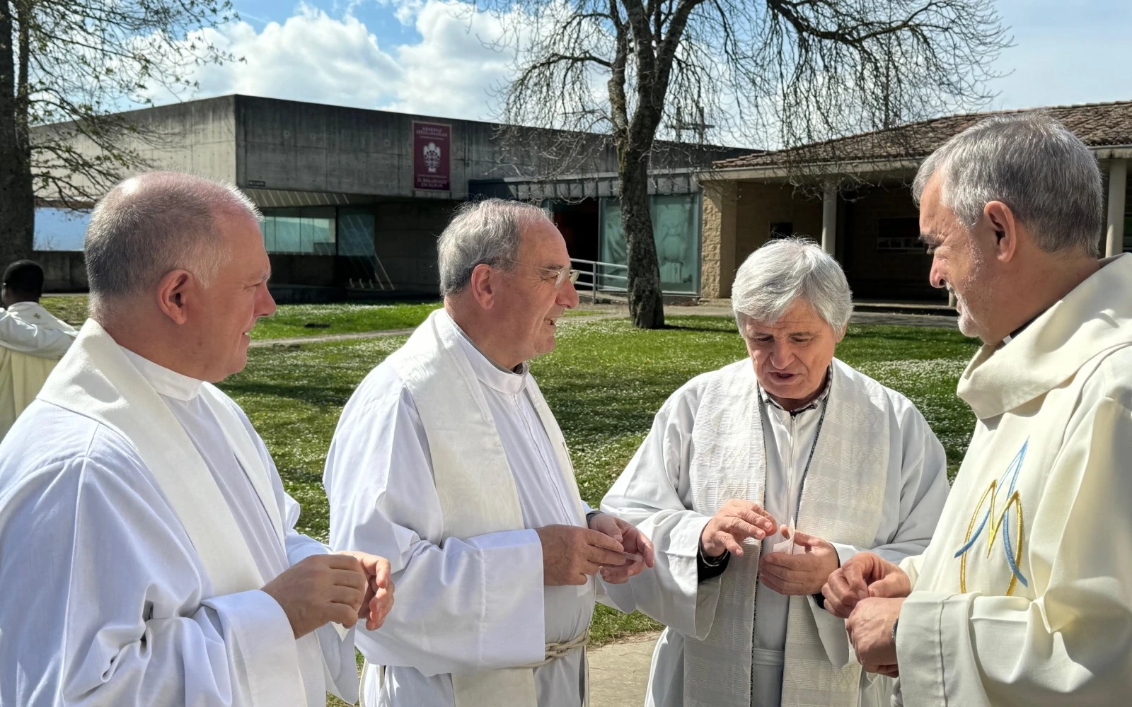 Un grupo de sacerdotes católicos.?w=200&h=150