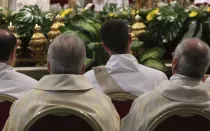 Foto referencial de sacerdotes.