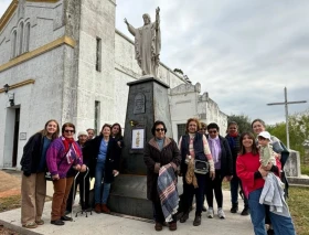 El Sagrado Corazón de Jesús atrae fieles en el centro de Uruguay