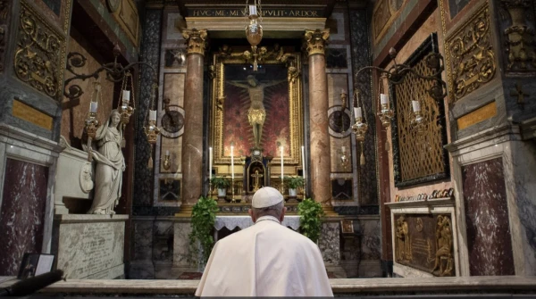 Pope Francis prayed to this crucifix to end the pandemic in March 2020. Credit: Vatican Media